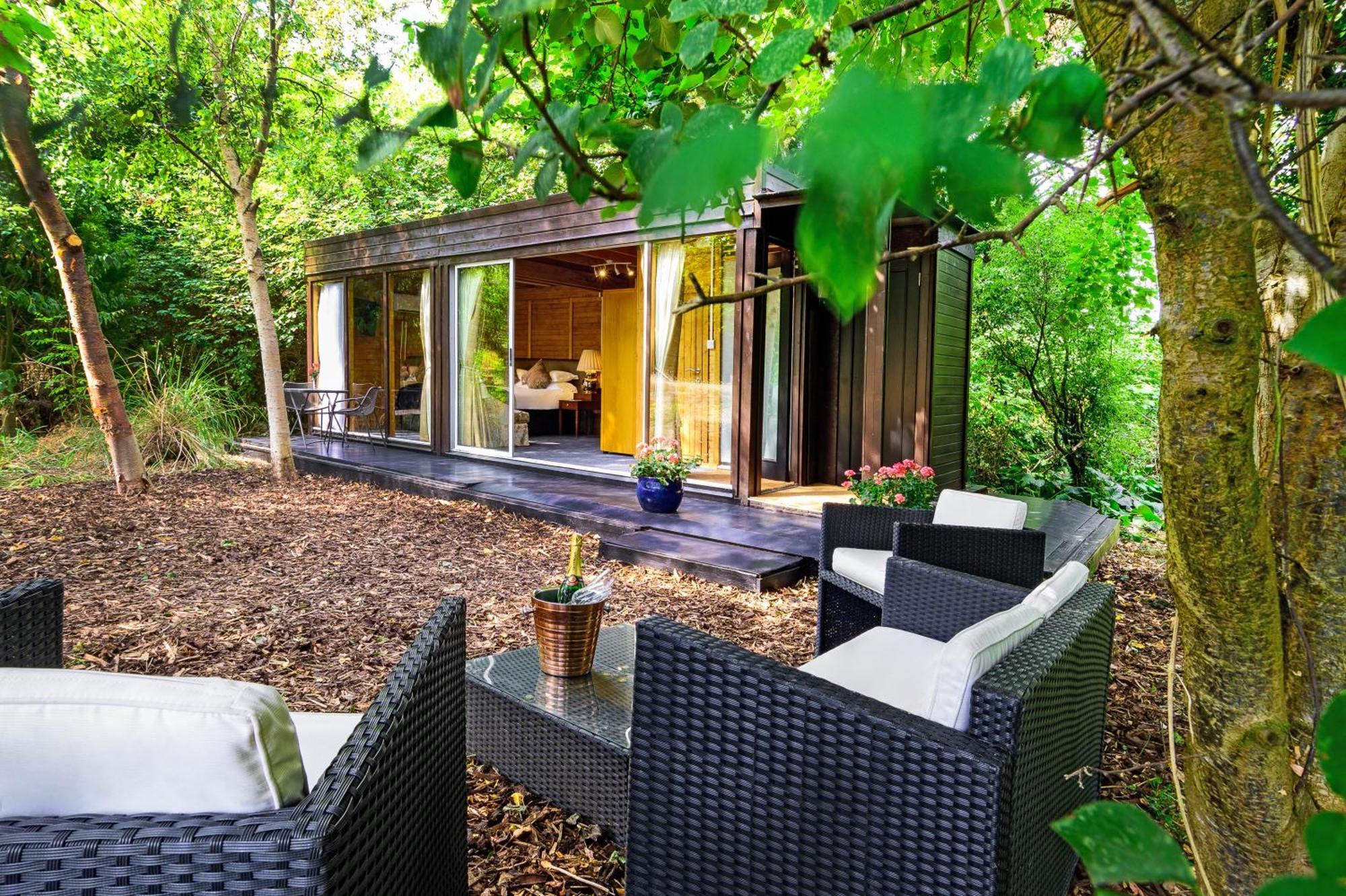 The On The 4* Cookham Dean